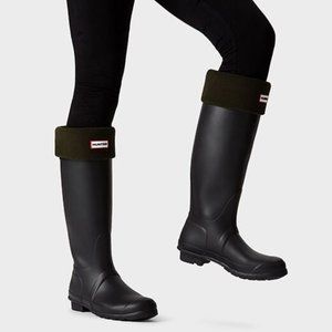 Hunter Boots Tall Original Black 7 (EU 38) with Boot Socks